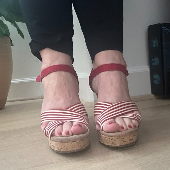 Red & White Stripe Tom's Wedge Sandals - Picture 5 of 5